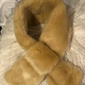 Chic Faux-Fur Pull Through Scarf
